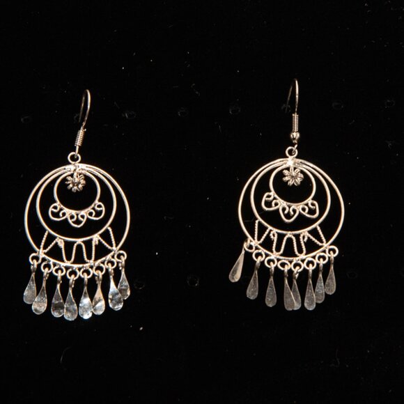 Like new Boho Style Silver Dangle earrings - Picture 2 of 2